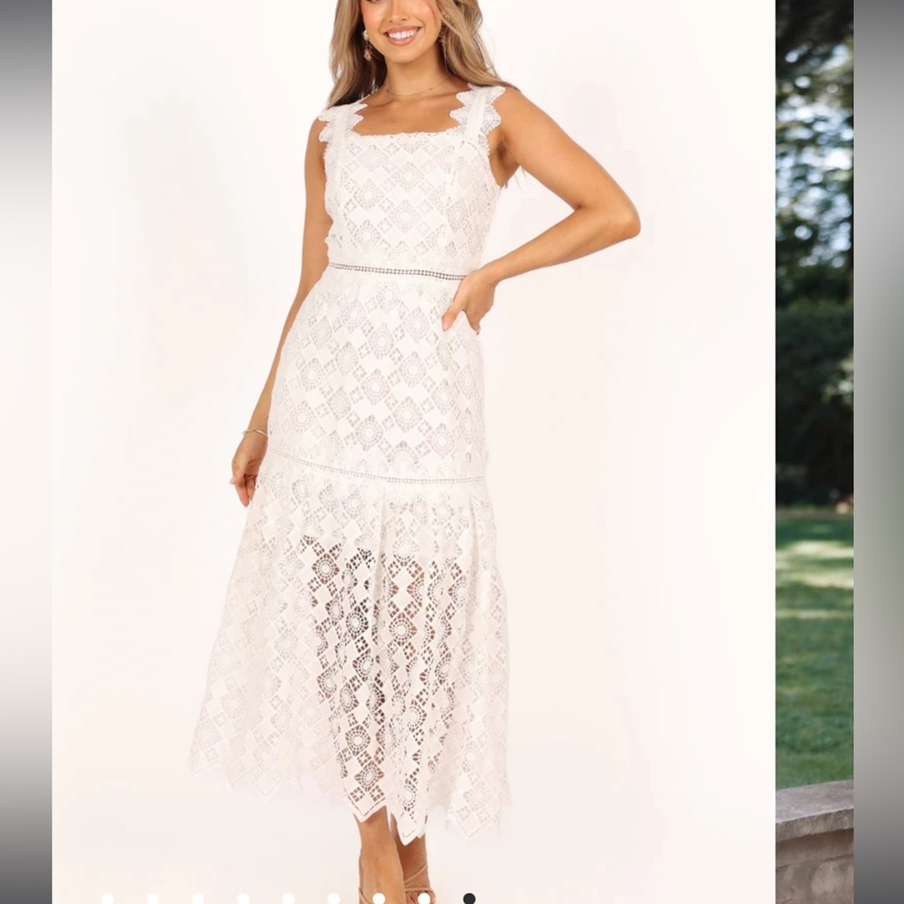 Petal & Pup Harper Lace Midi Dress NWT Size US 4 NWT